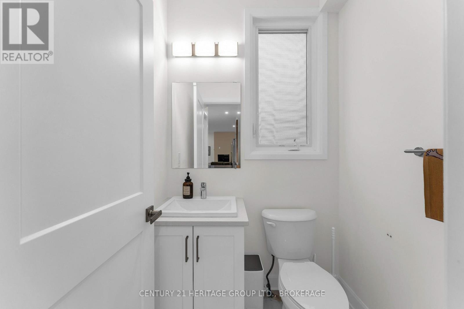 1625 Boardwalk Drive, Kingston (City Northwest), ON