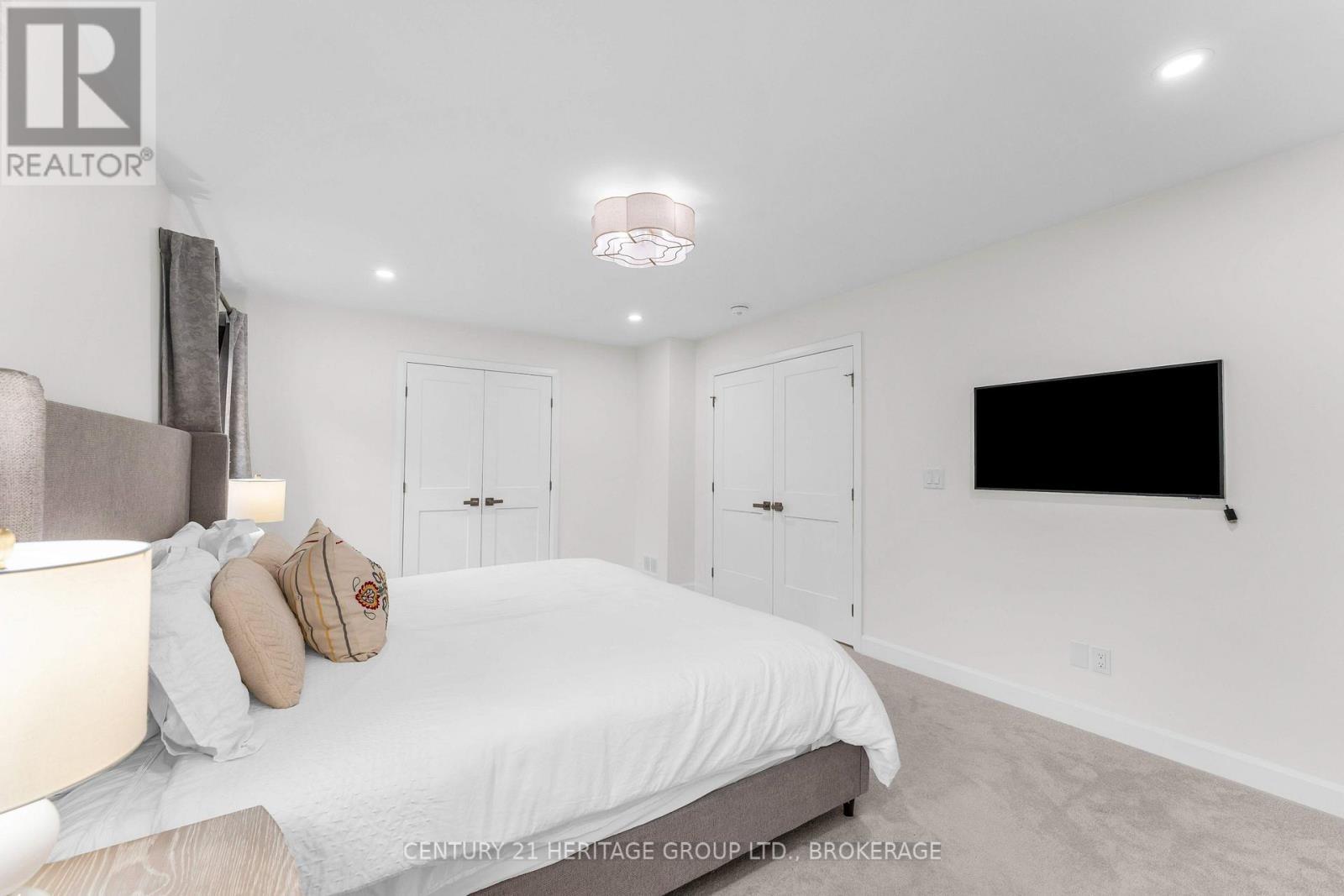 1625 Boardwalk Drive, Kingston (City Northwest), ON