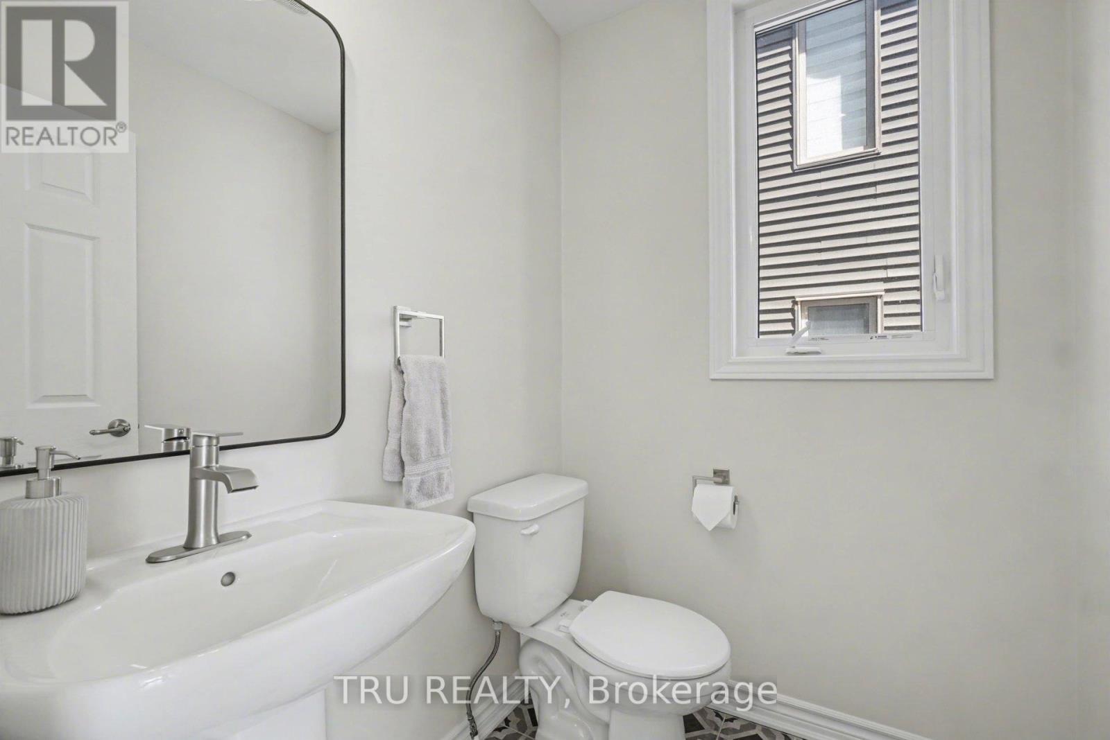 520 Rye Grass Way, Ottawa, ON