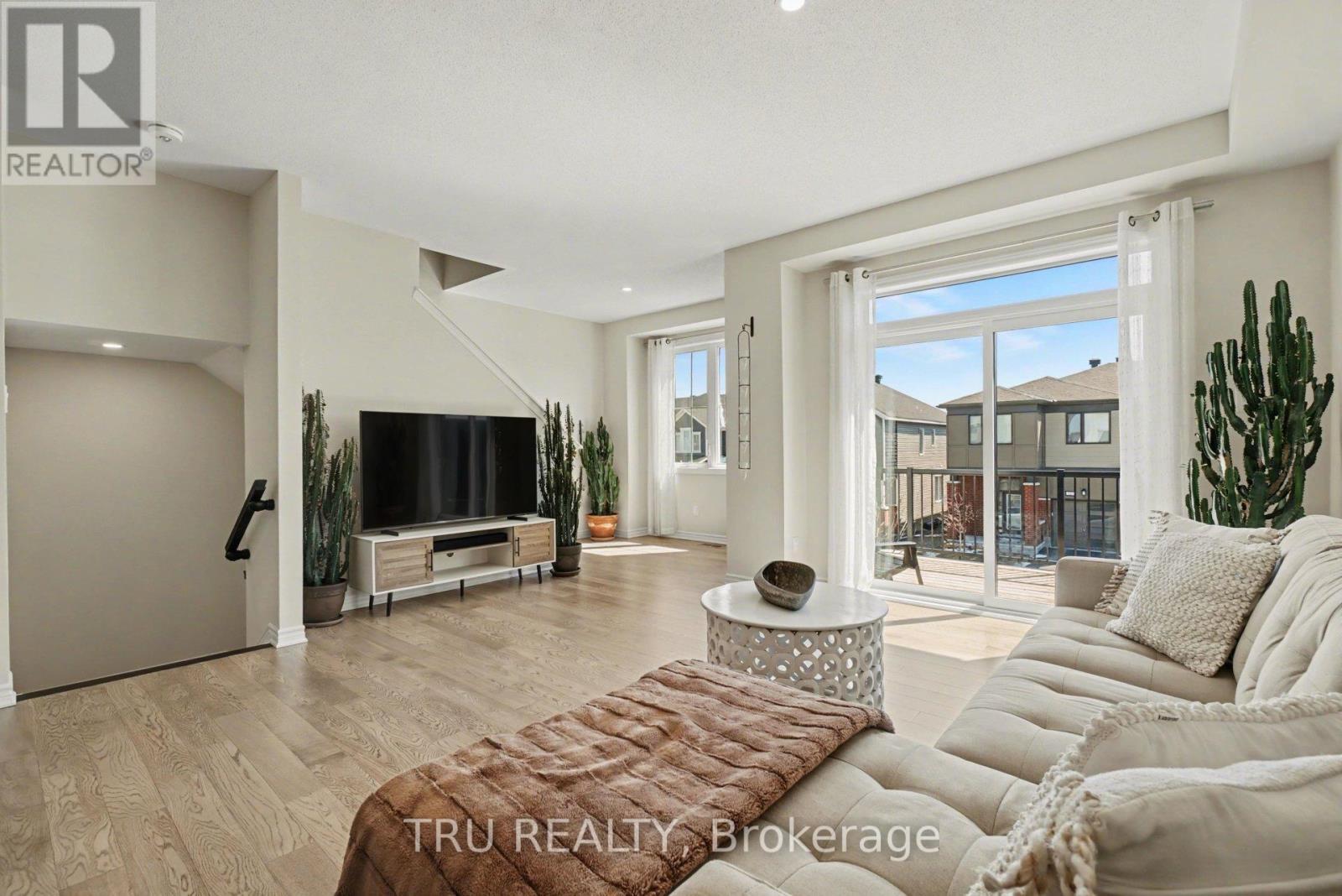 520 Rye Grass Way, Ottawa, ON