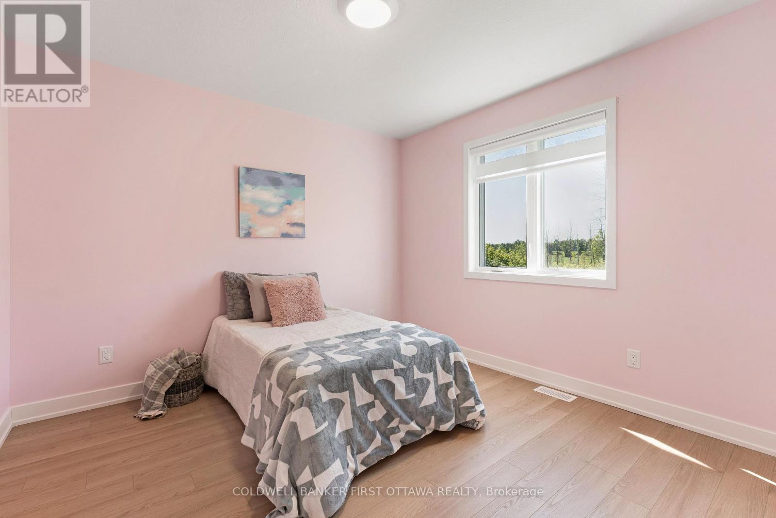 Second comfortable bedroom with closet - 268 Boyds Road, Lanark Highlands, ON