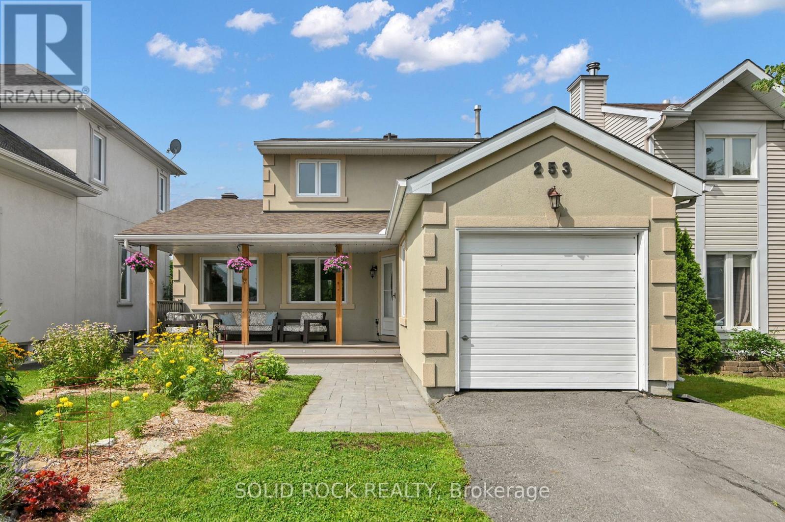 253 Cote-Royale Crescent, Ottawa, ON