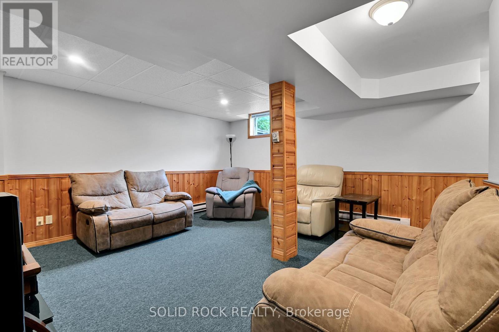 253 Cote-Royale Crescent, Ottawa, ON