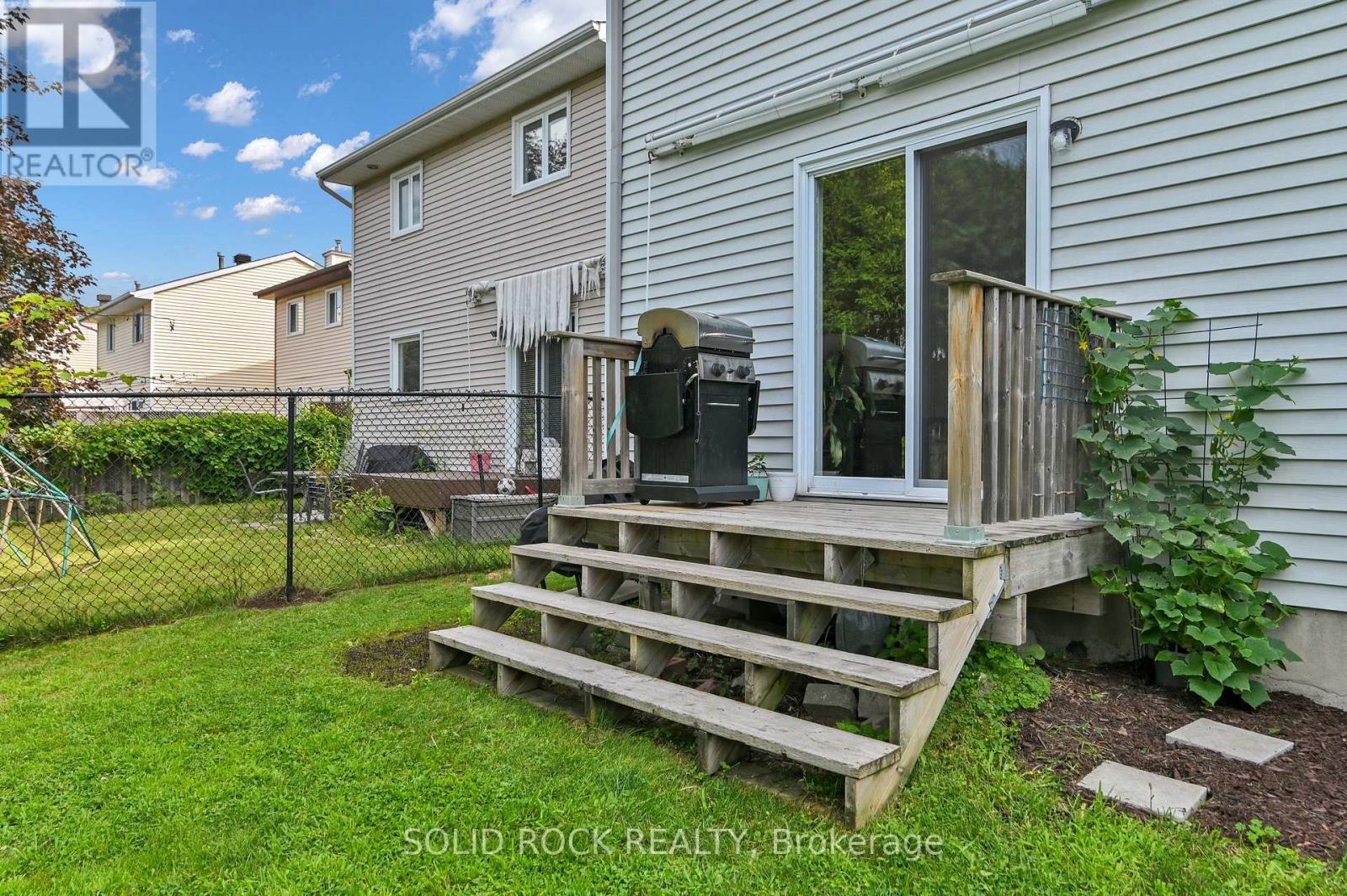 253 Cote-Royale Crescent, Ottawa, ON