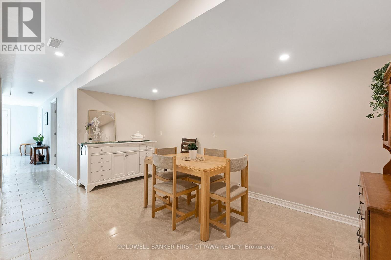 Lower level snack bar area - 8688 Highway 511, Lanark Highlands, ON