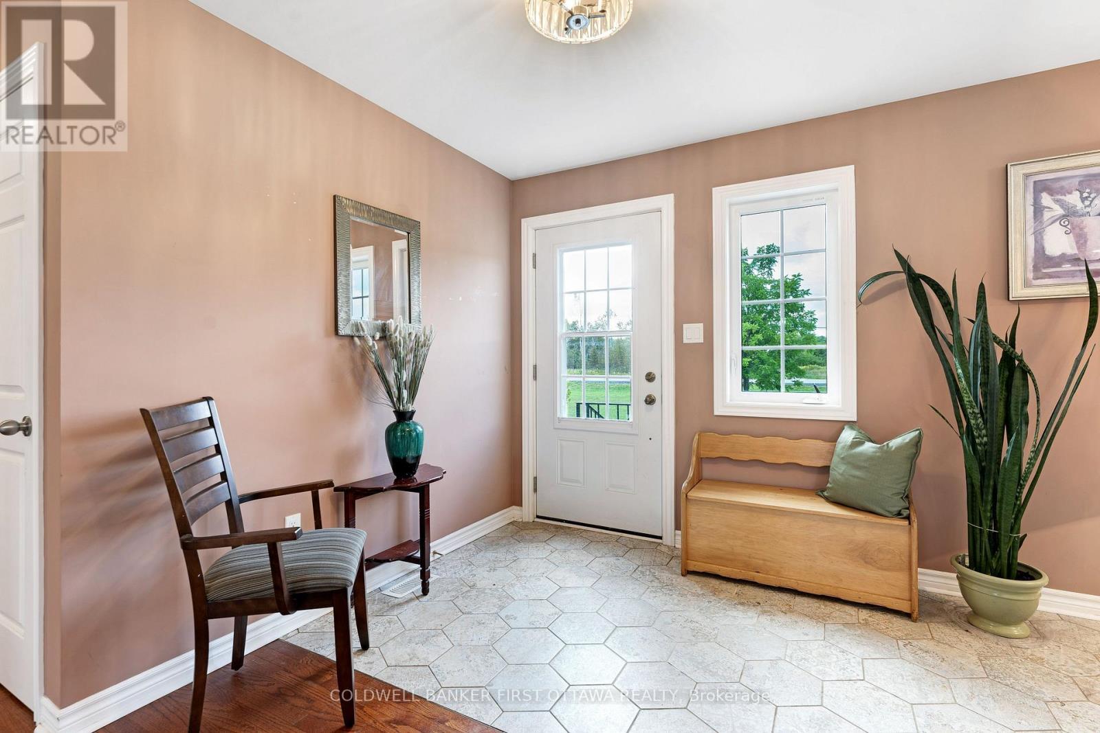 Welcoming foyer off the porch - 8688 Highway 511, Lanark Highlands, ON