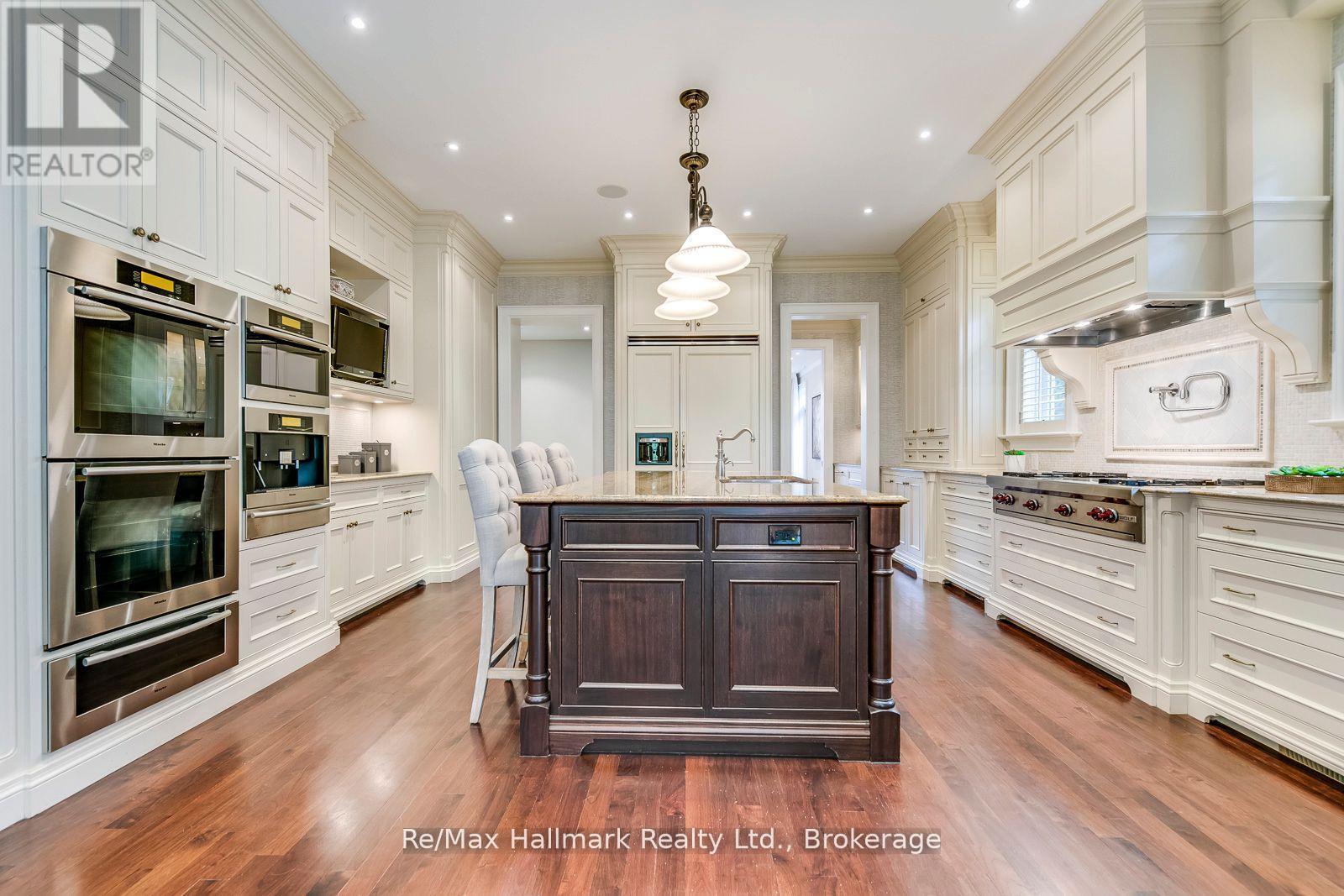 138 Dianne Avenue, Oakville (Mo Morrison), ON