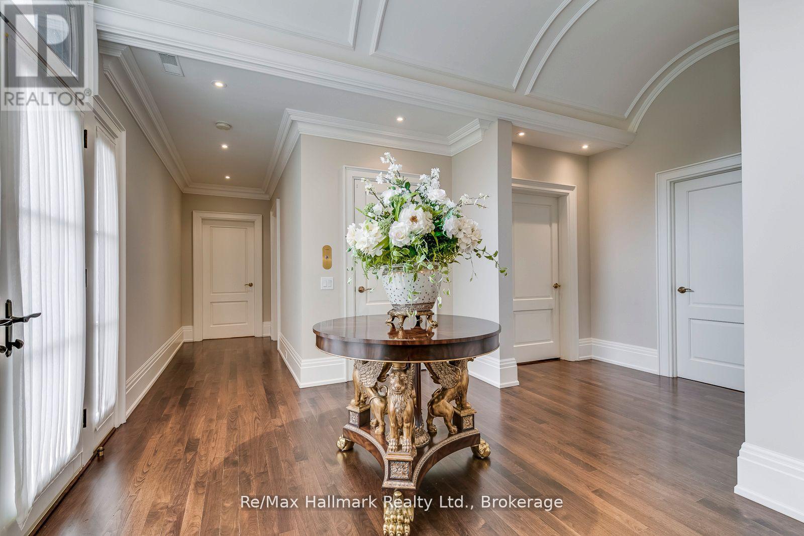 2nd flool hallway - 138 Dianne Avenue, Oakville (Mo Morrison), ON