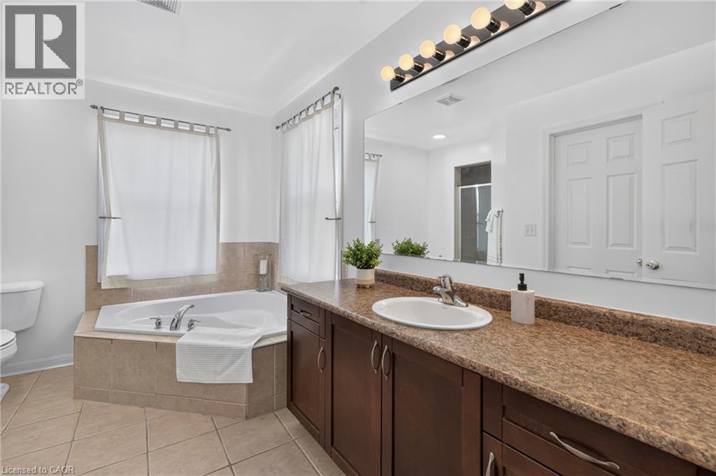 139 Garth Massey Drive, Cambridge, ON