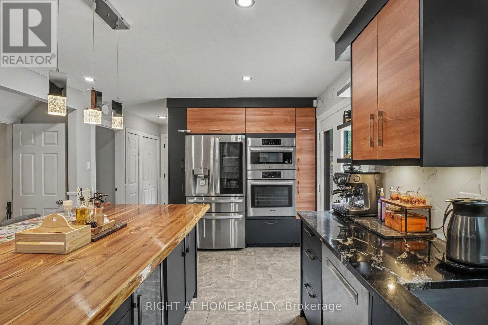 14 Trillium Avenue, Ottawa, ON