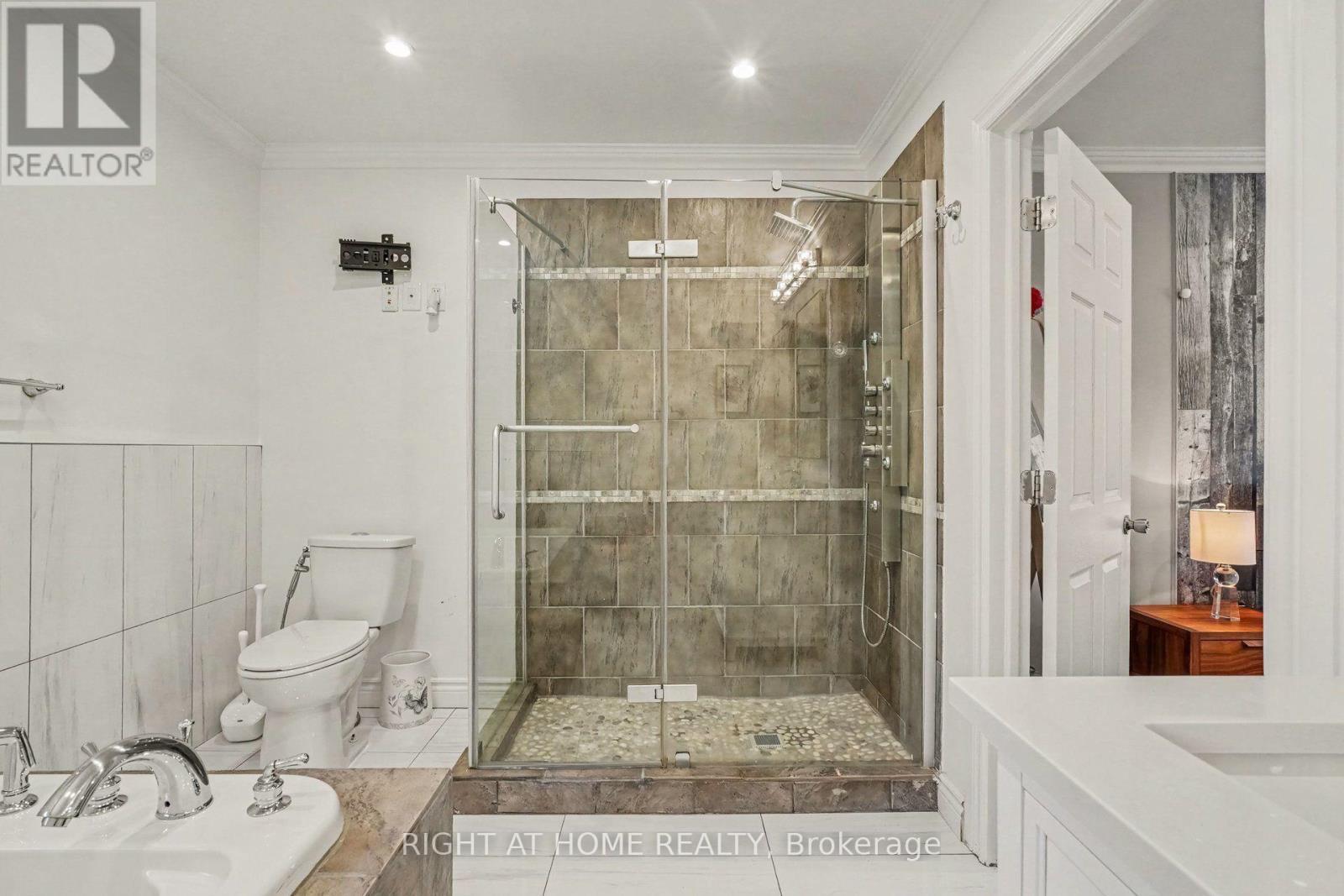 14 Trillium Avenue, Ottawa, ON