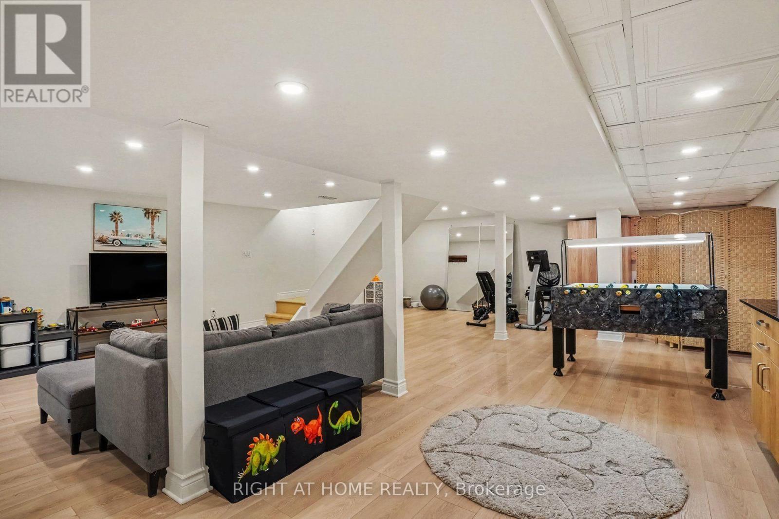 14 Trillium Avenue, Ottawa, ON