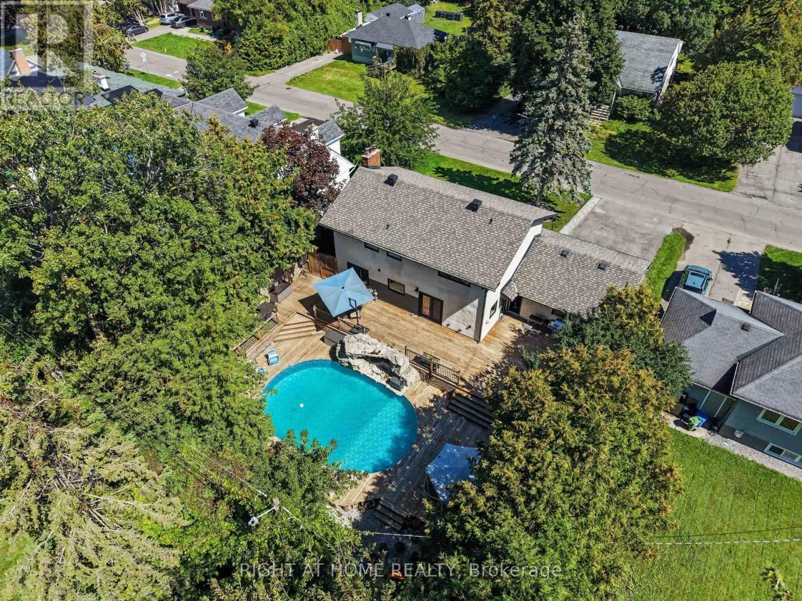 14 Trillium Avenue, Ottawa, ON