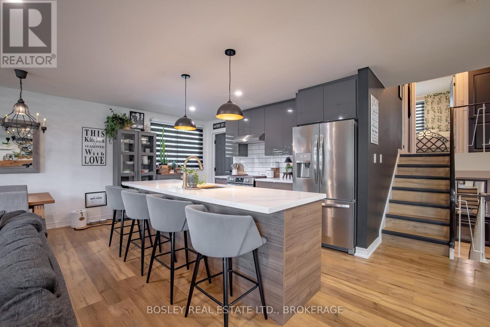 4148 Dorchester Road, Niagara Falls (Morrison), ON