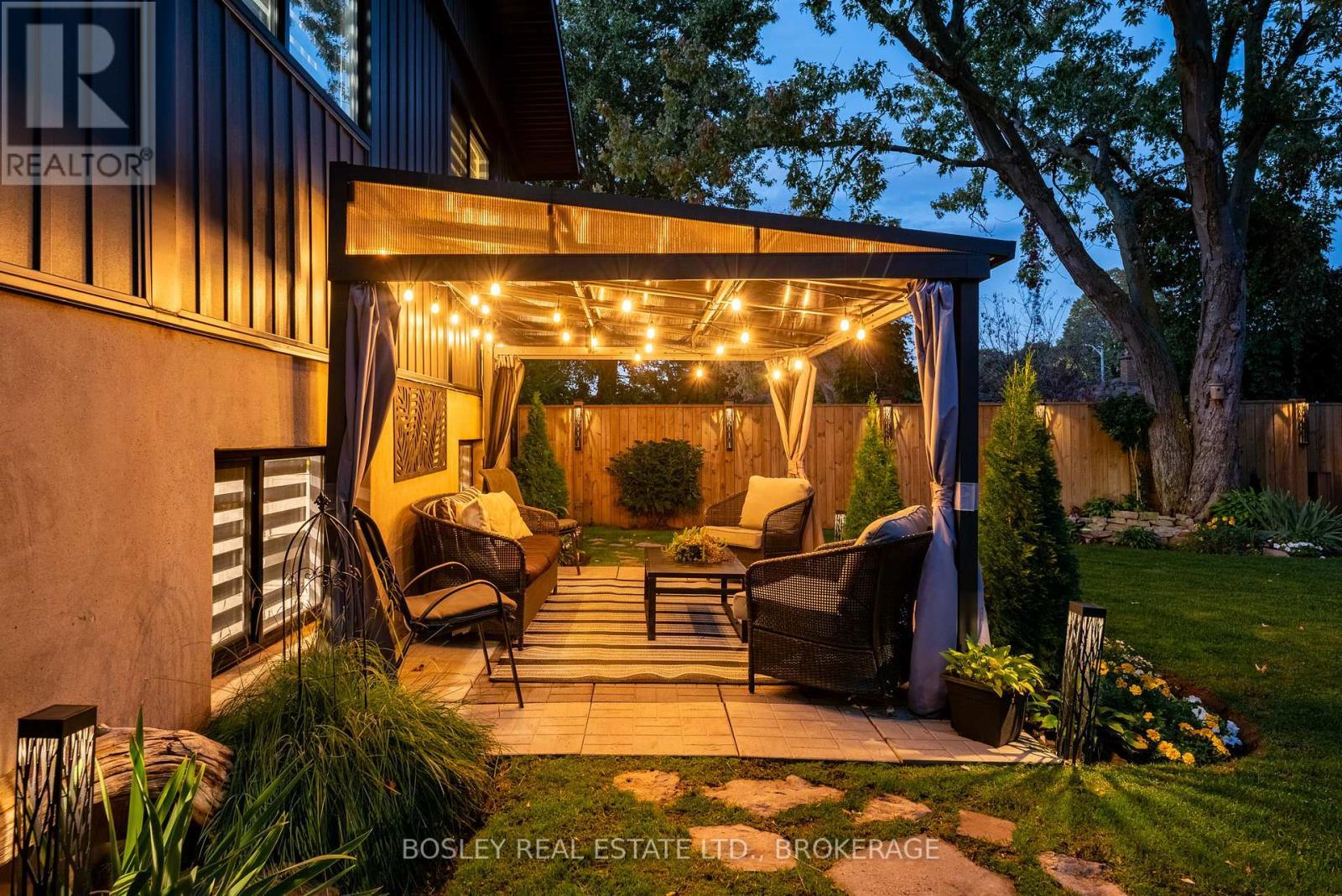 4148 Dorchester Road, Niagara Falls (Morrison), ON