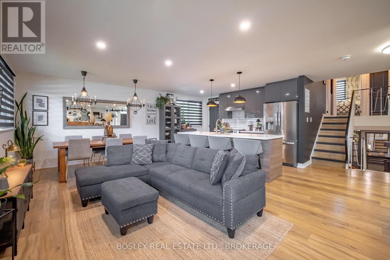 4148 Dorchester Road, Niagara Falls (Morrison), ON