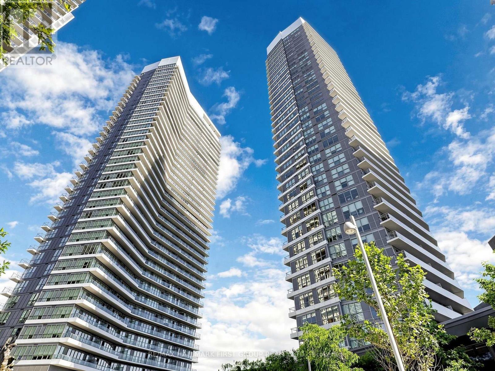 801 - 115 Mcmahon Drive, Toronto, ON