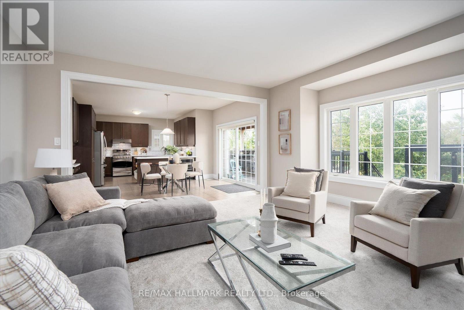 1864 Arborwood Drive, Oshawa, ON