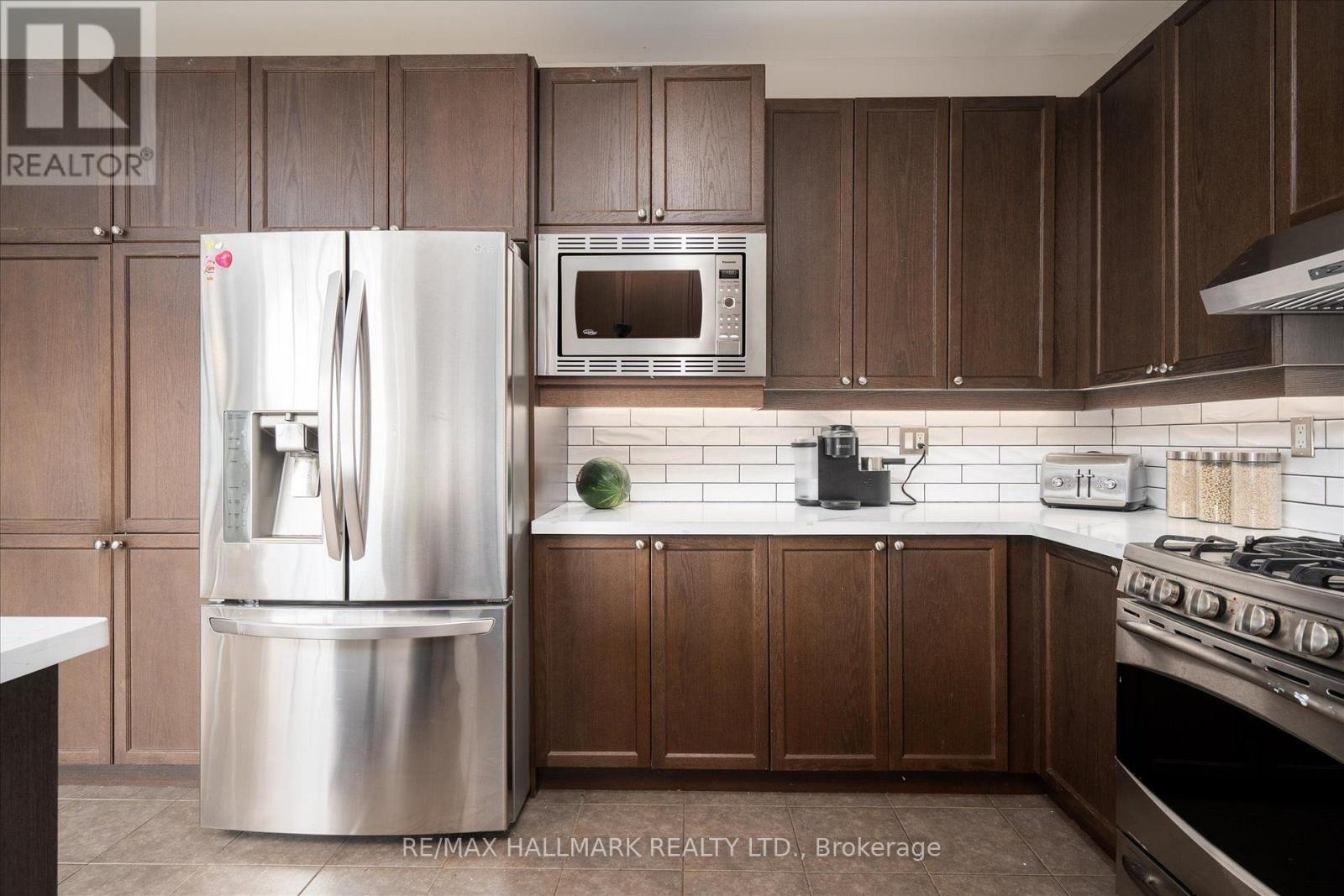 1864 Arborwood Drive, Oshawa, ON