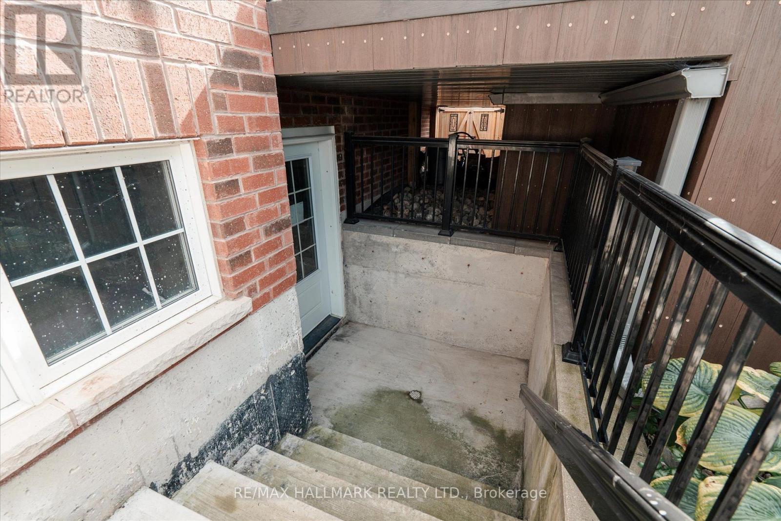 1864 Arborwood Drive, Oshawa, ON
