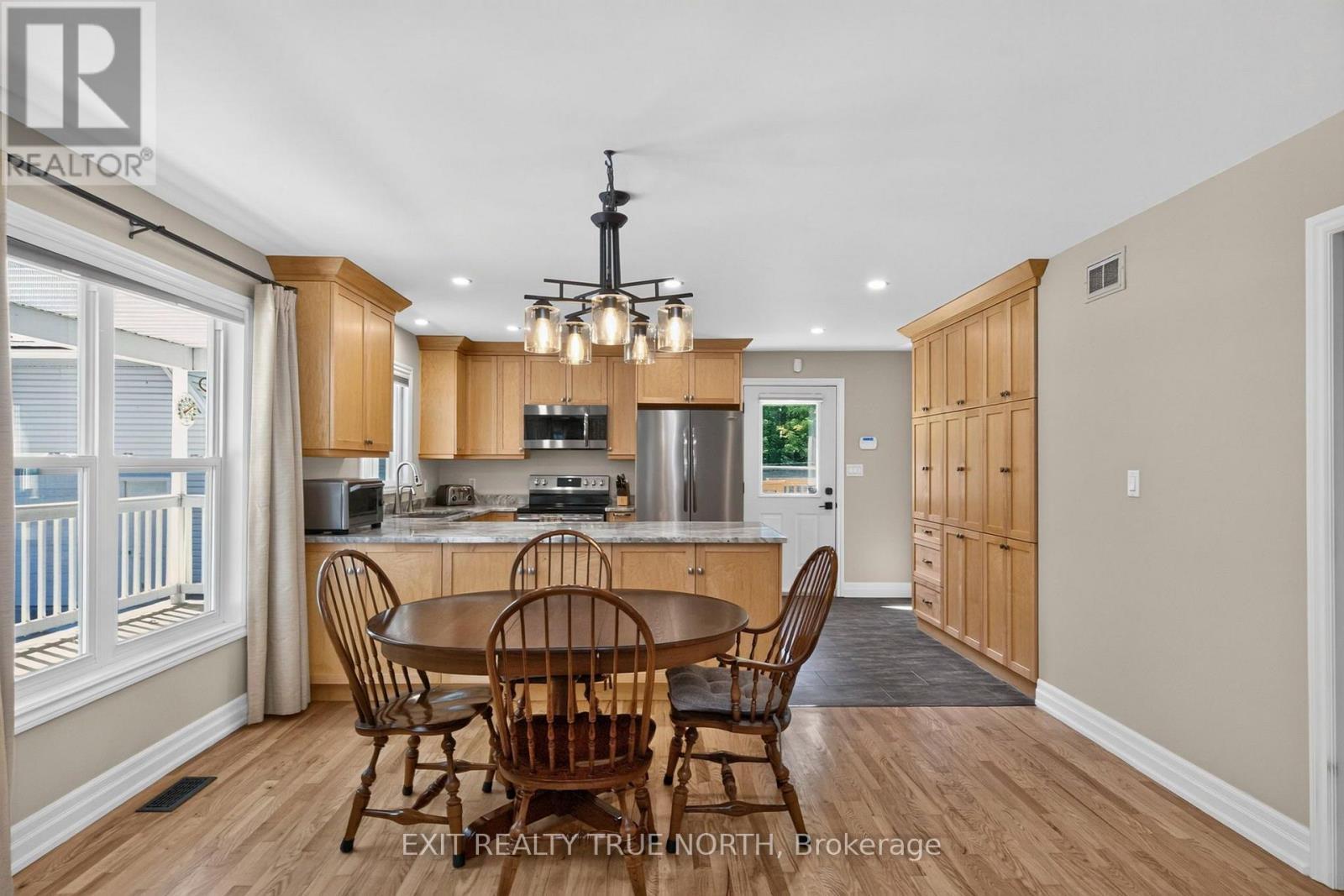 460 Concession Rd 13 E, Tiny, ON