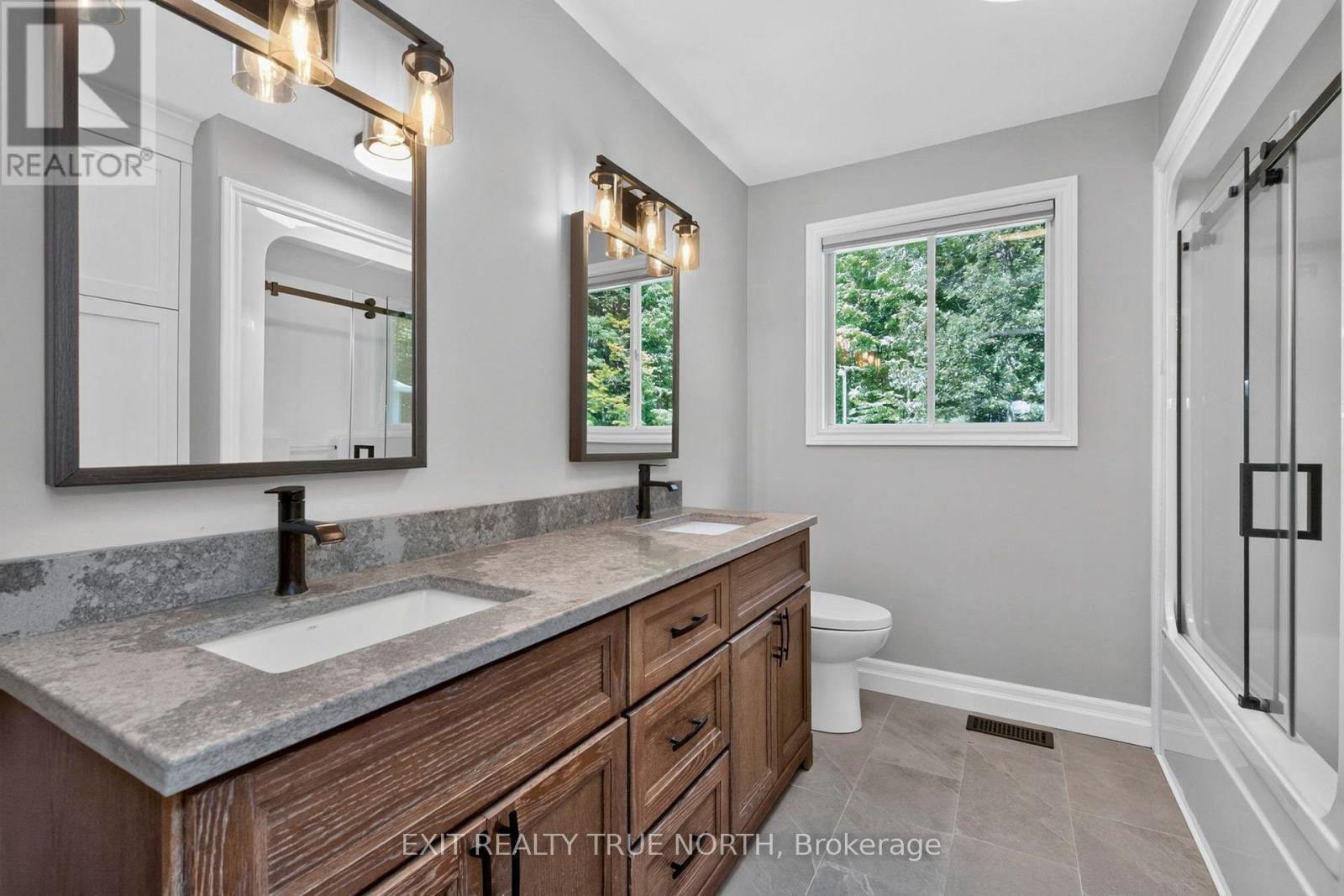 460 Concession Rd 13 E, Tiny, ON