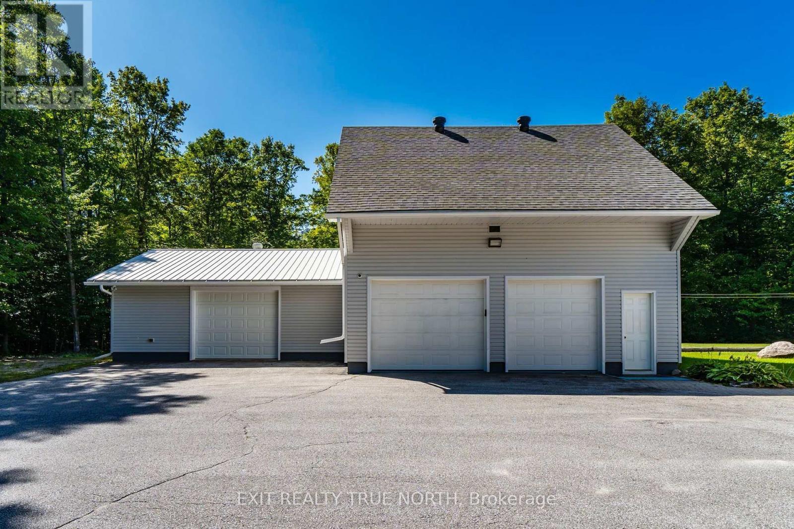 460 Concession Rd 13 E, Tiny, ON