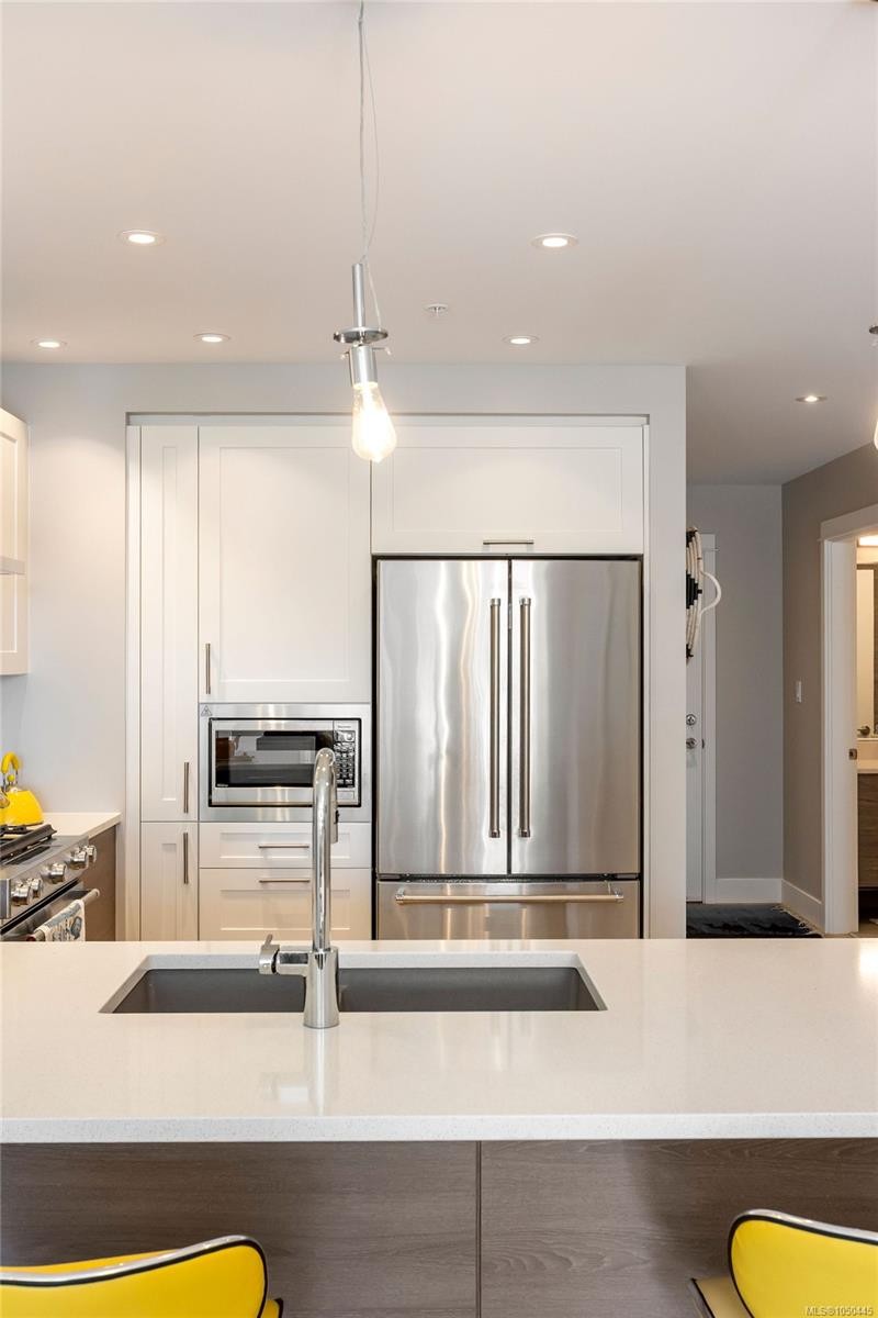 #306-1820 Maple Ave South, Sooke, BC