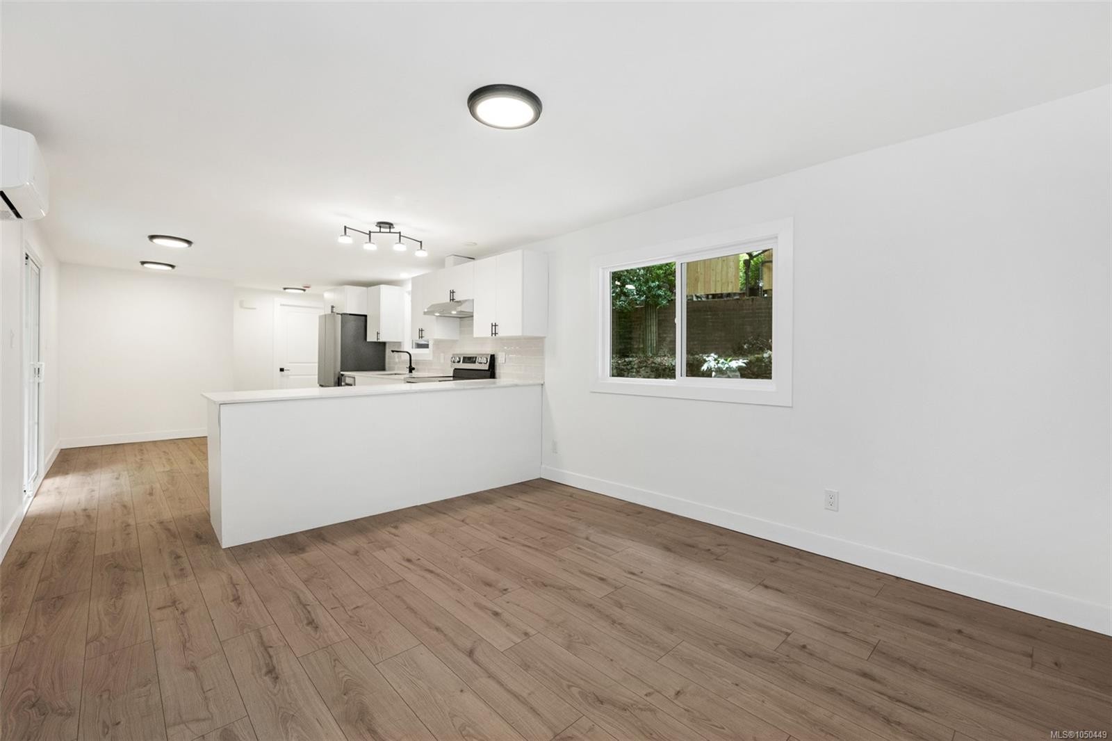 #124-2500 Florence Lake Rd, Langford, BC