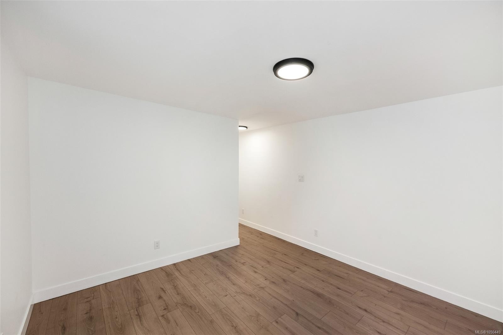 #124-2500 Florence Lake Rd, Langford, BC