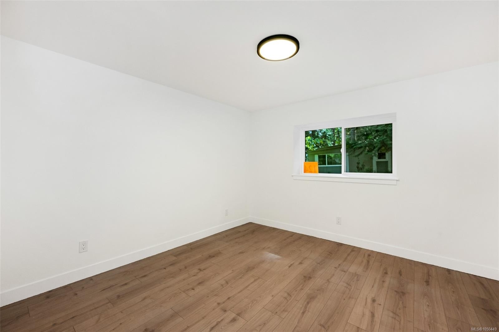 #124-2500 Florence Lake Rd, Langford, BC