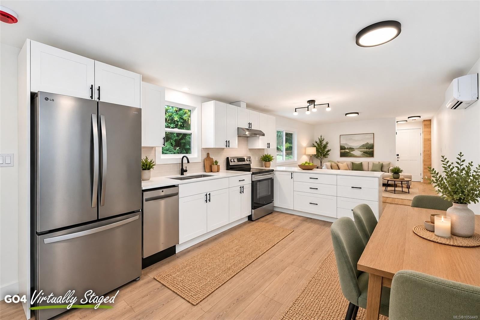 #124-2500 Florence Lake Rd, Langford, BC