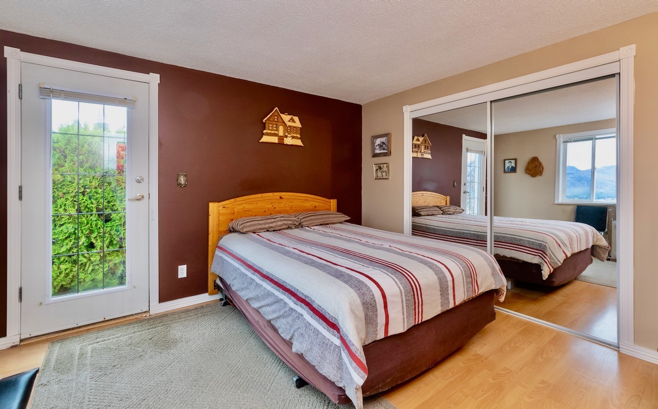 61-1510 Trans Canada Highway, Sorrento, BC