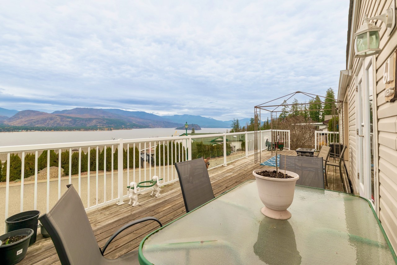 61-1510 Trans Canada Highway, Sorrento, BC