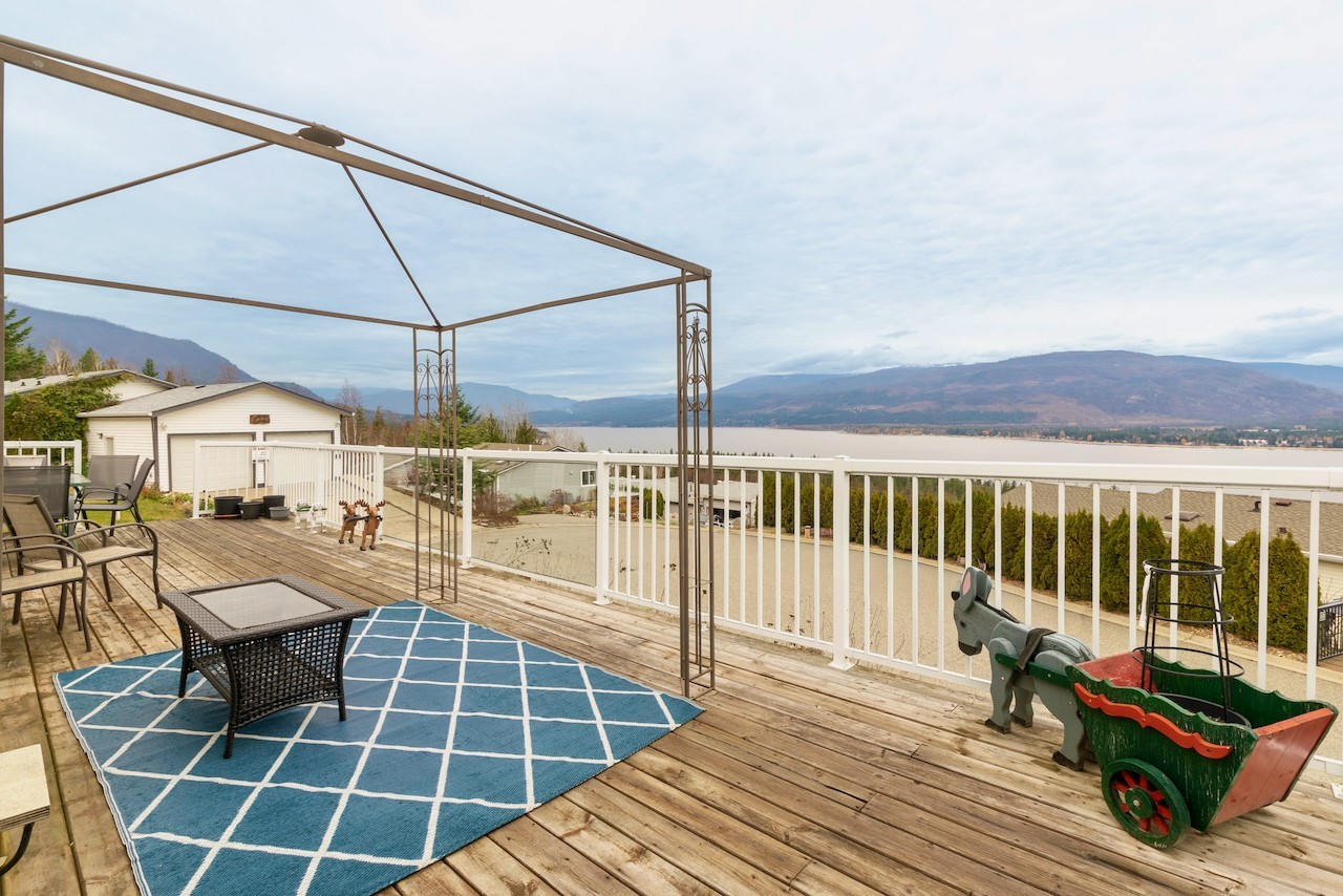 61-1510 Trans Canada Highway, Sorrento, BC