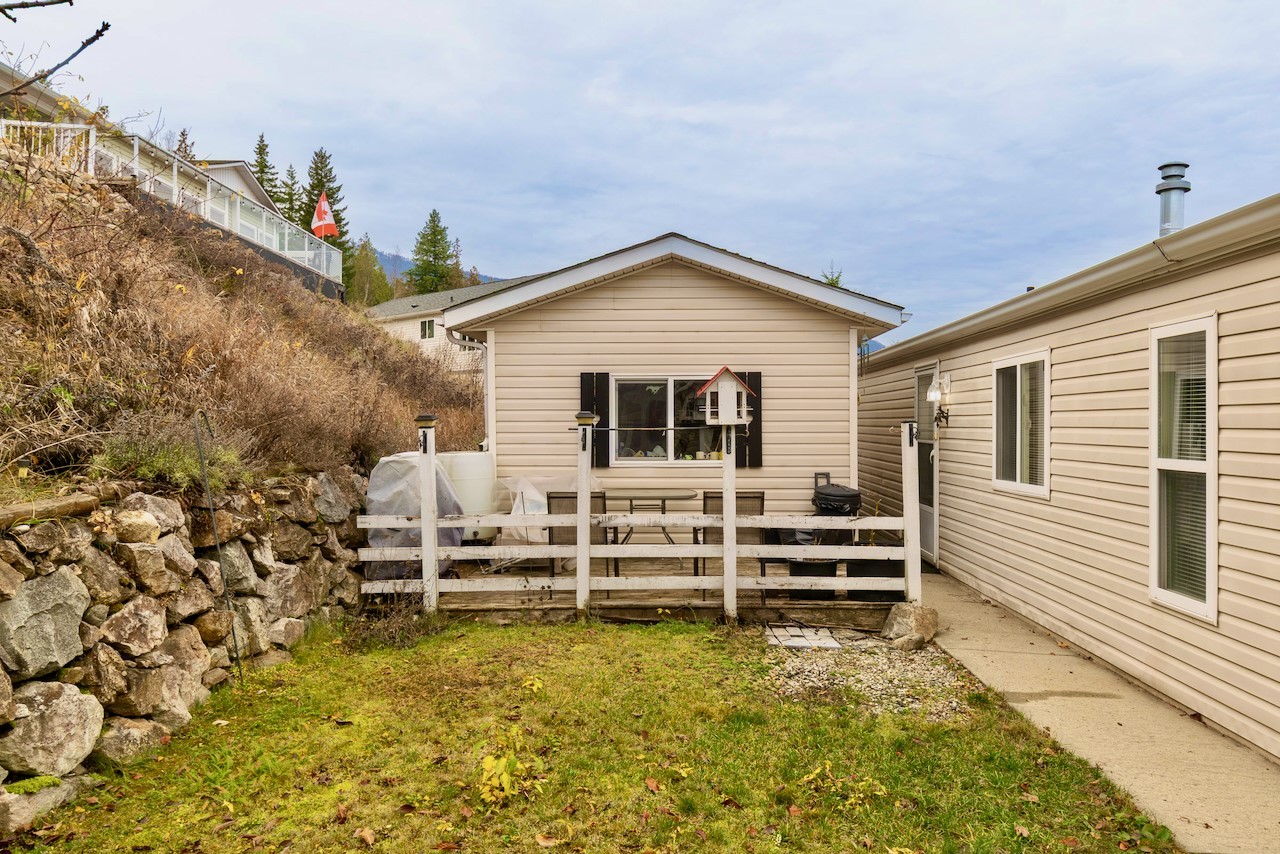 61-1510 Trans Canada Highway, Sorrento, BC