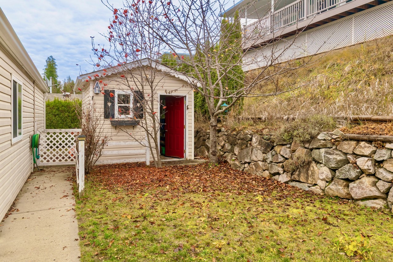 61-1510 Trans Canada Highway, Sorrento, BC