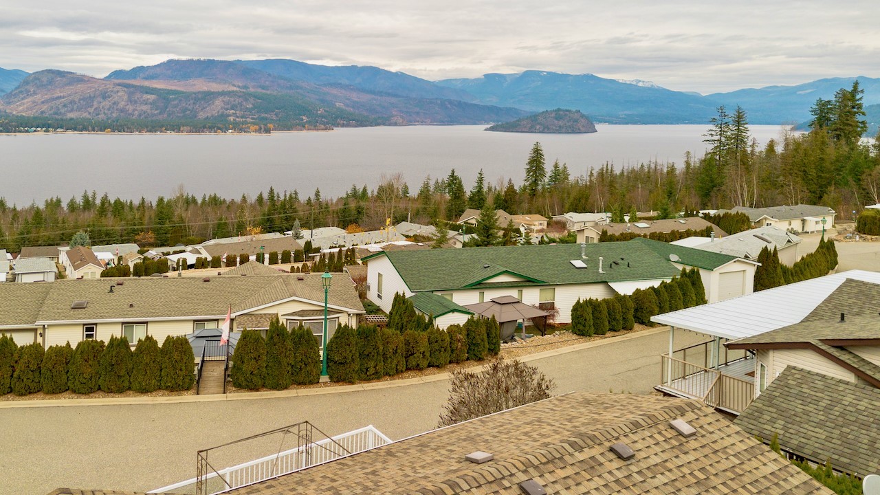 61-1510 Trans Canada Highway, Sorrento, BC
