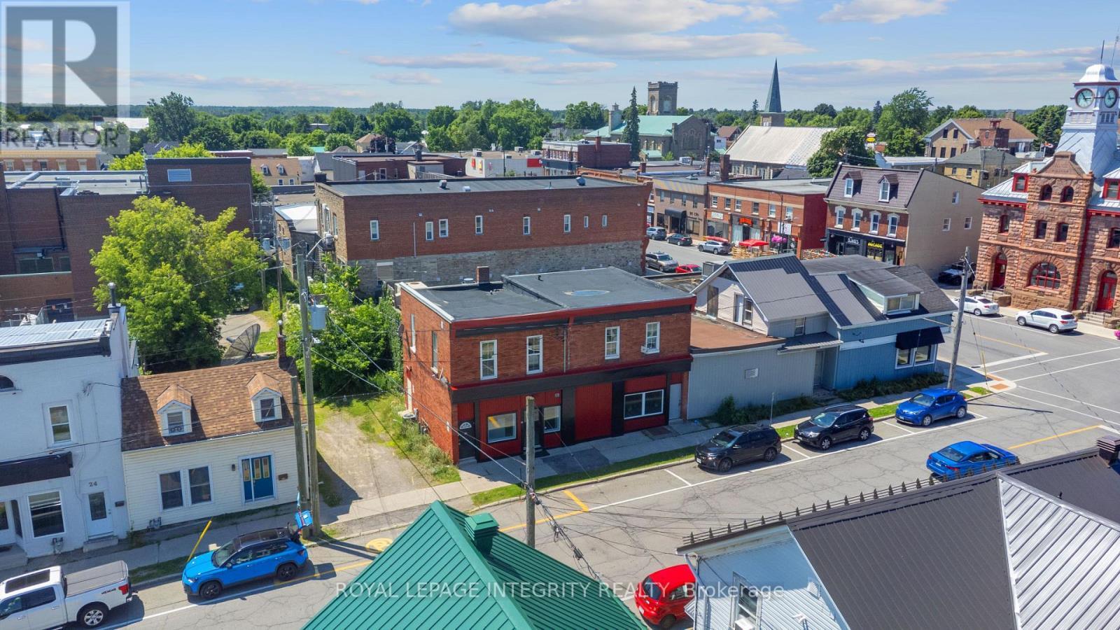 34 Market Street, Smiths Falls, ON