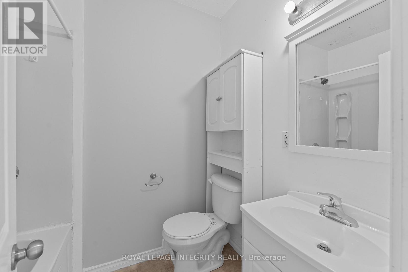 34 Market Street, Smiths Falls, ON