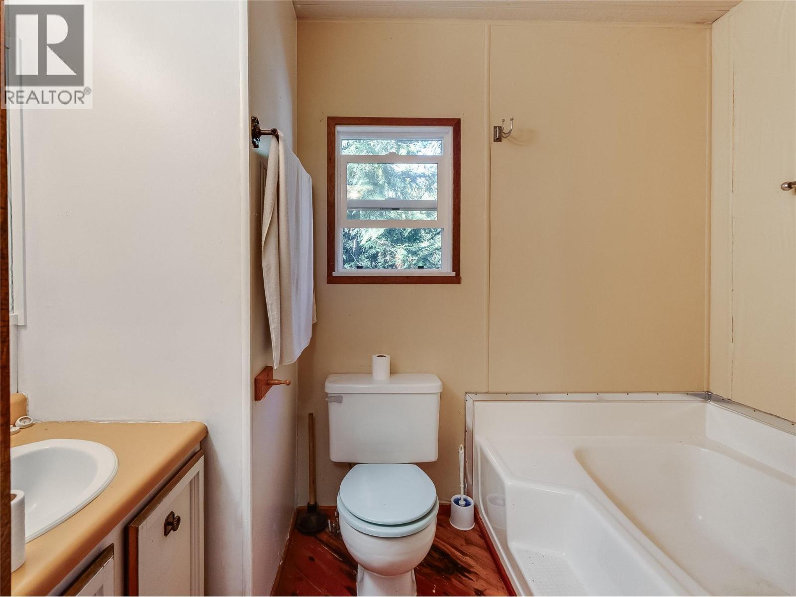 4604 Blewett Road, Nelson, BC
