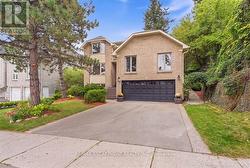 28 SEYMOUR DRIVE Hamilton, ON L9G 4N1