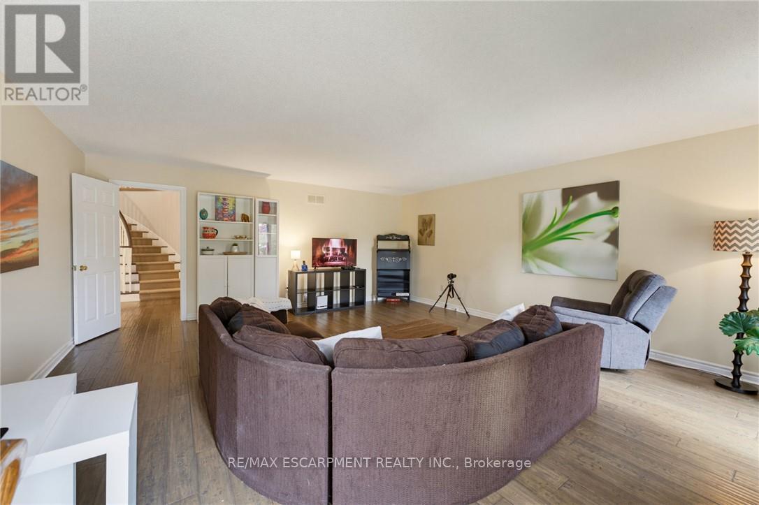 28 Seymour Drive, Hamilton, ON