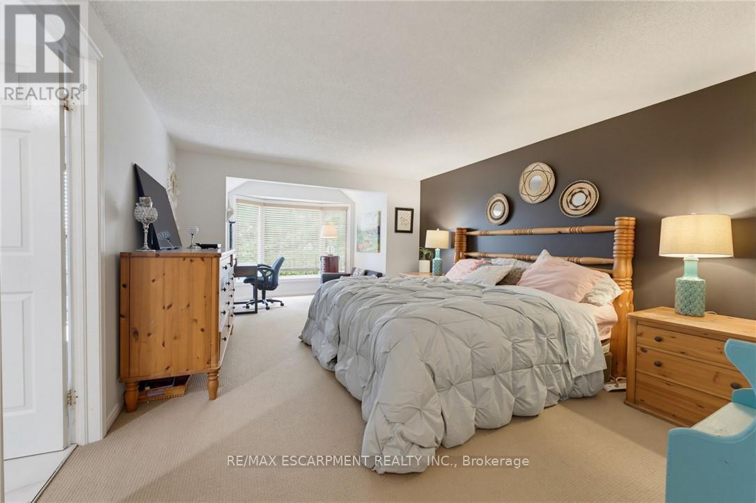 28 Seymour Drive, Hamilton, ON