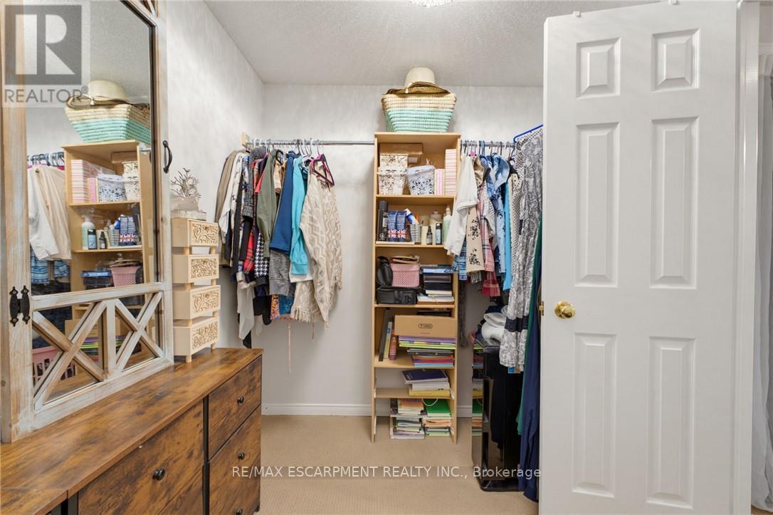 28 Seymour Drive, Hamilton, ON
