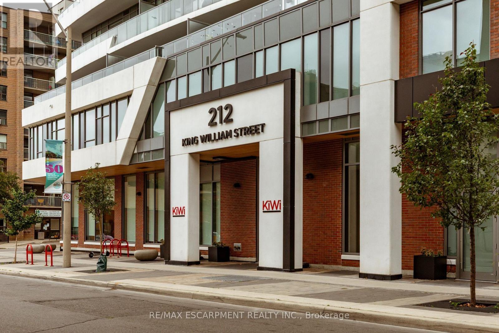 812 - 212 King William Street, Hamilton, ON