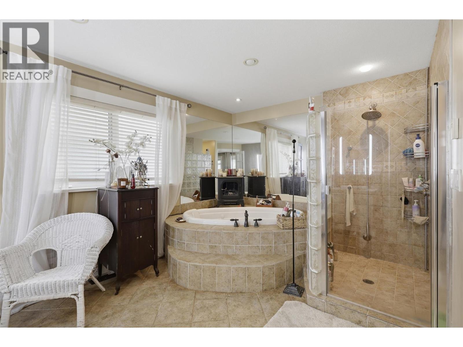 450 Azure Place, Kamloops, BC