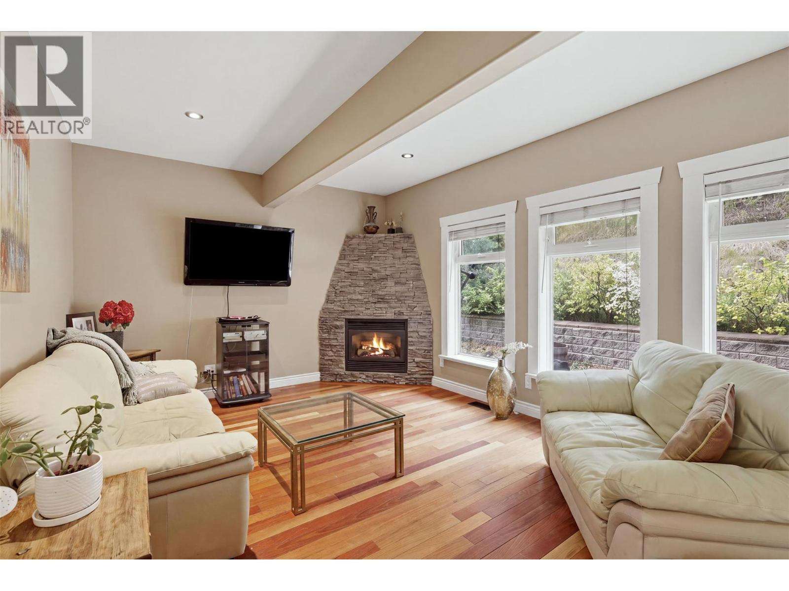 450 Azure Place, Kamloops, BC