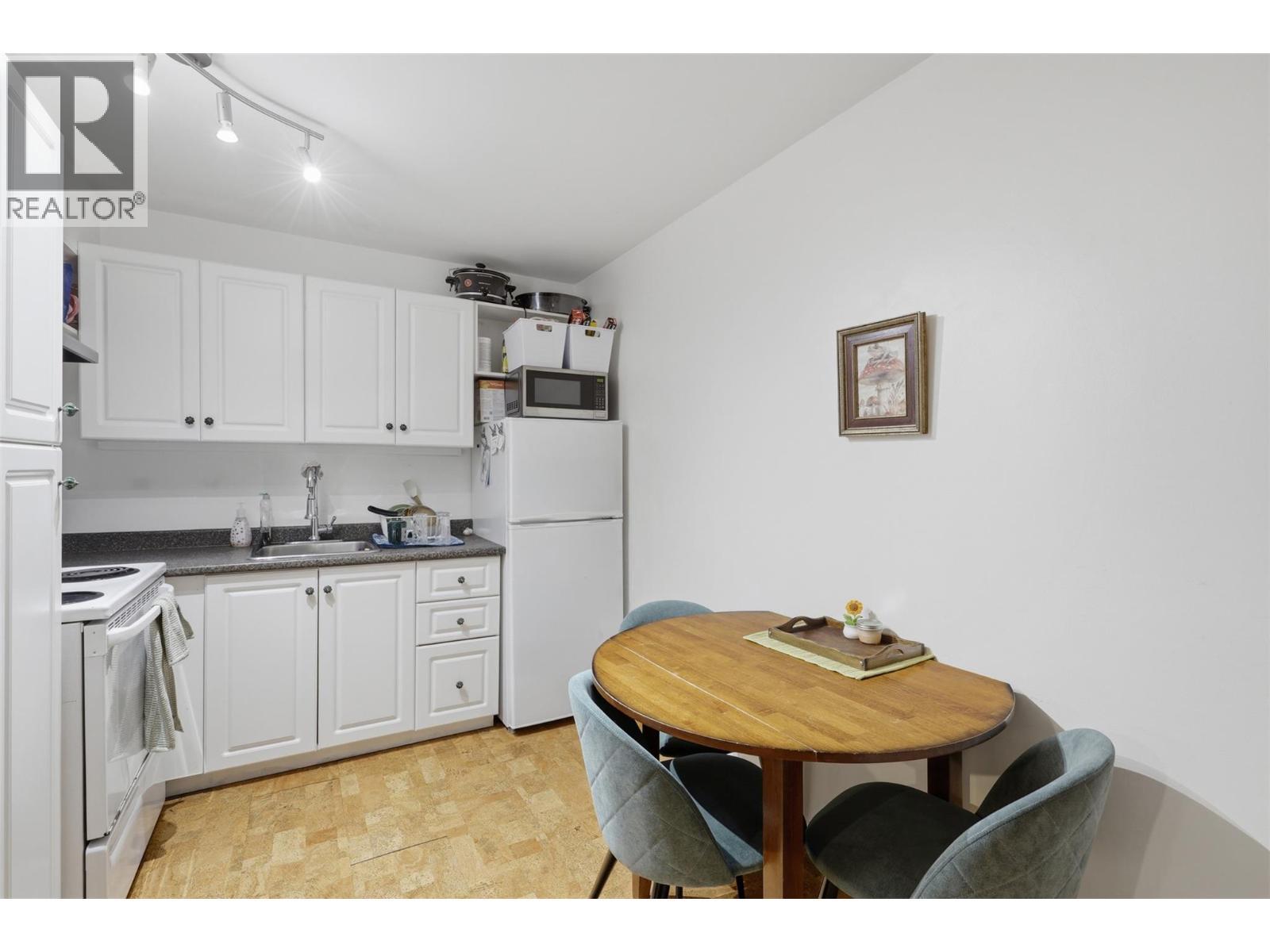 450 Azure Place, Kamloops, BC