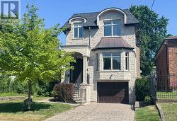 212 HOLLYWOOD AVENUE Toronto, ON M2N 3K6